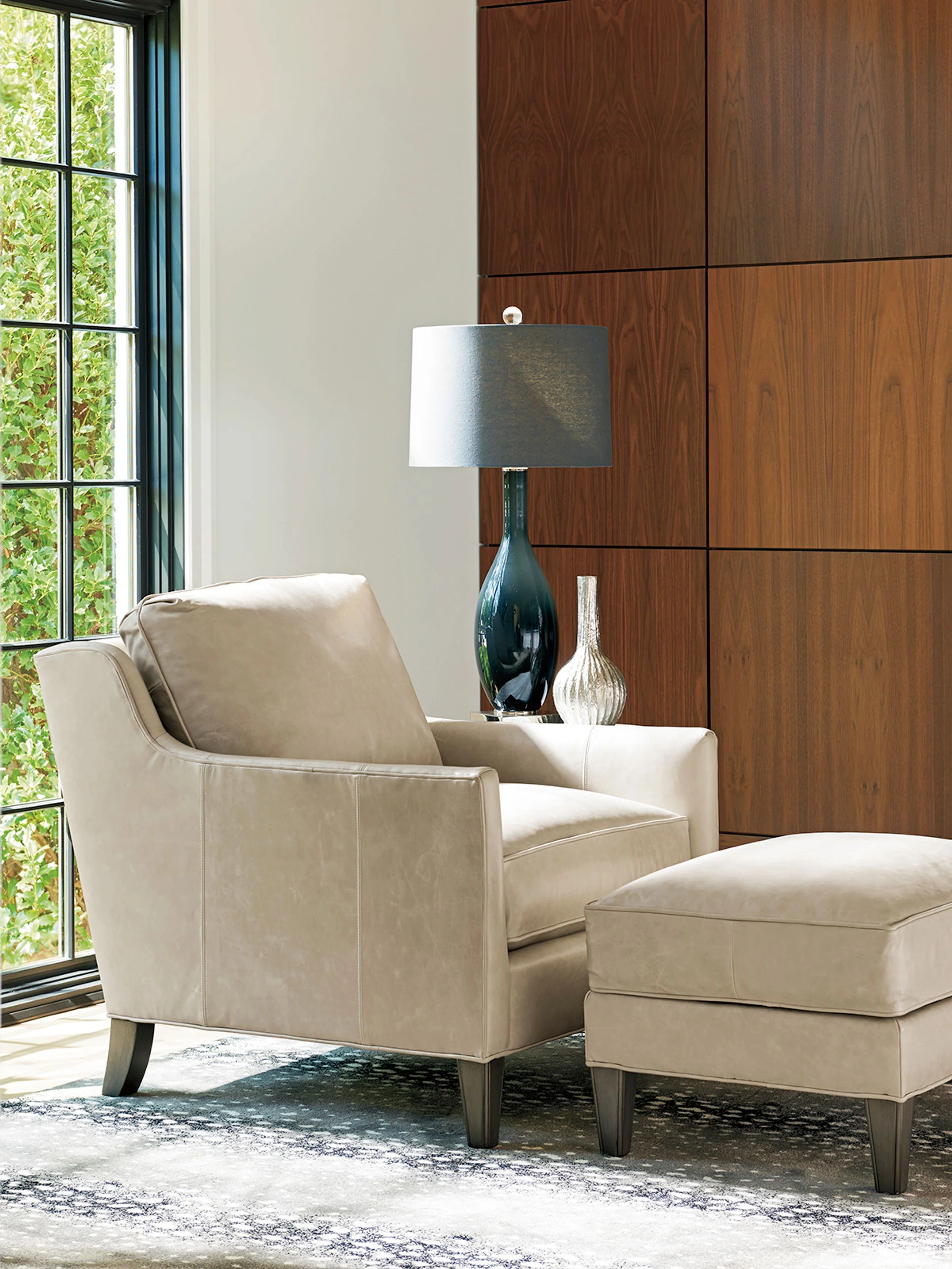 Ariana Turin Leather Ottoman - Image 3
