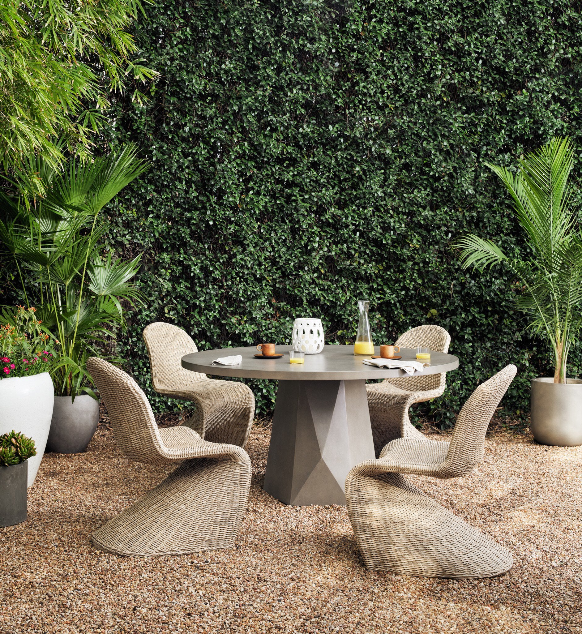 Bowman Outdoor Dining Table - Image 4