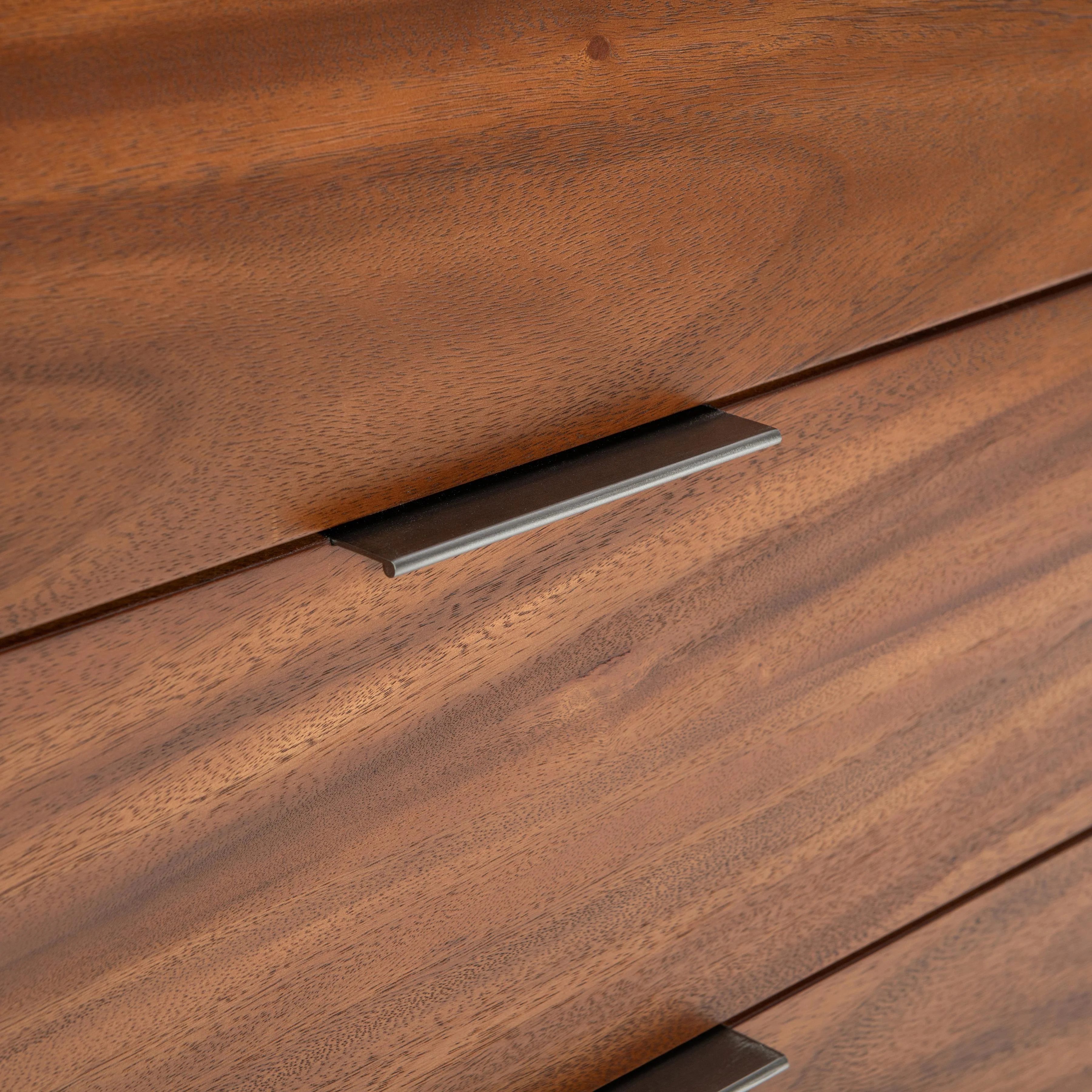 Brasea Dresser - Image 6