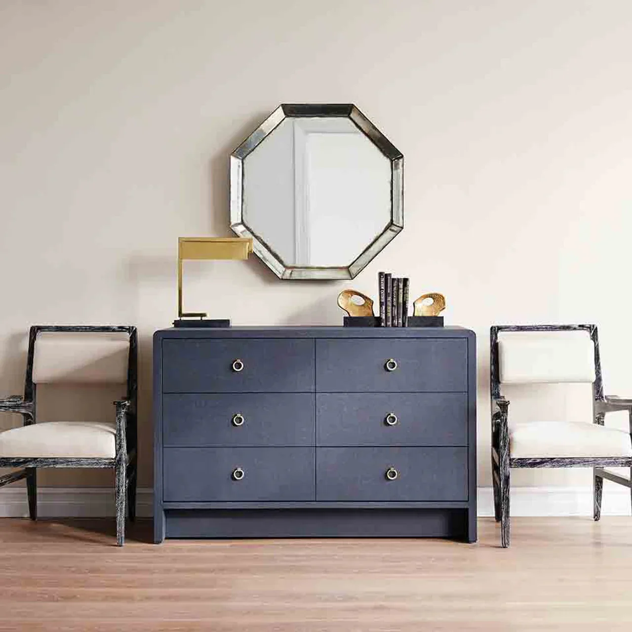 Bryant Linen Extra Large 6-Drawer - Image 9