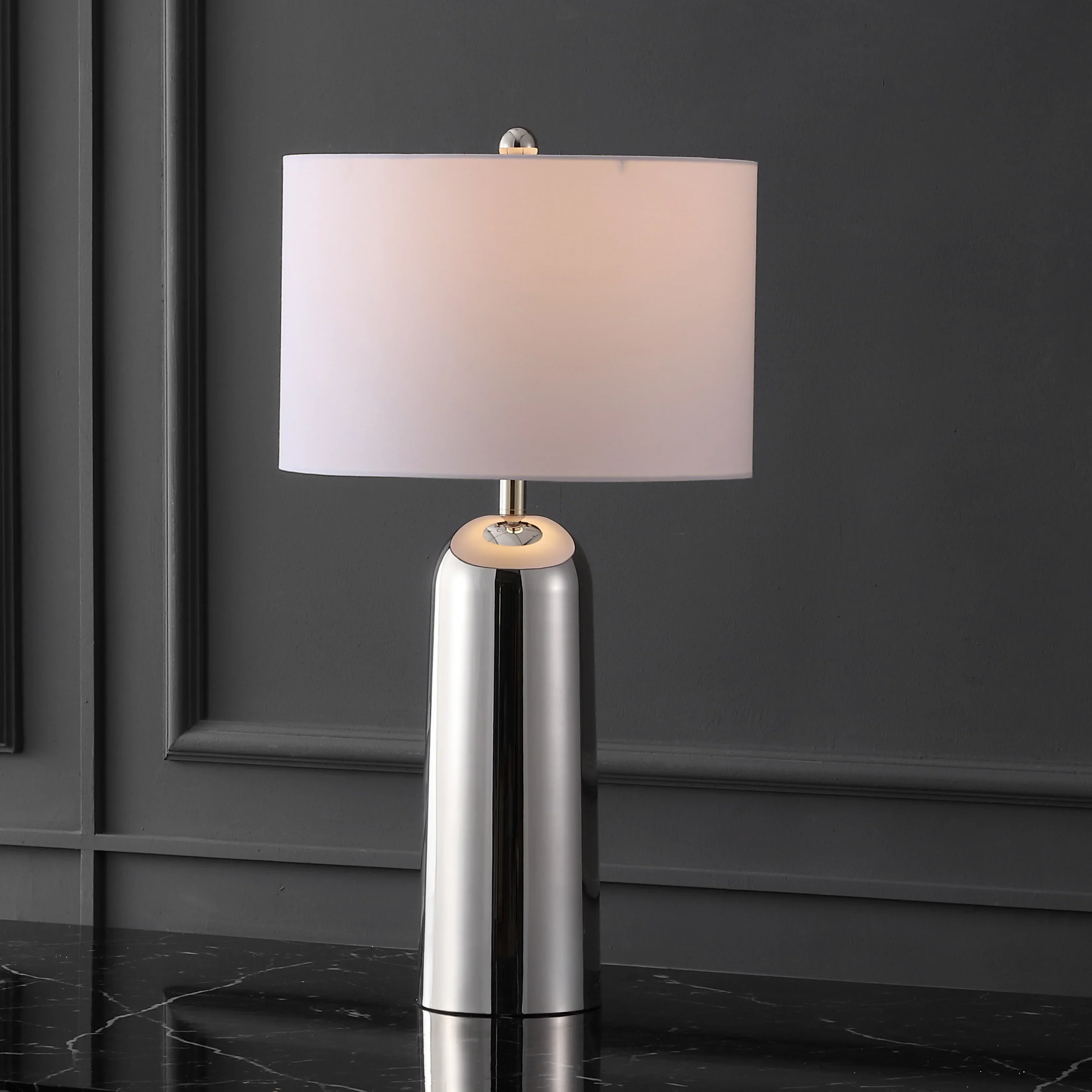 Chadric Metal Table Lamp - Image 9