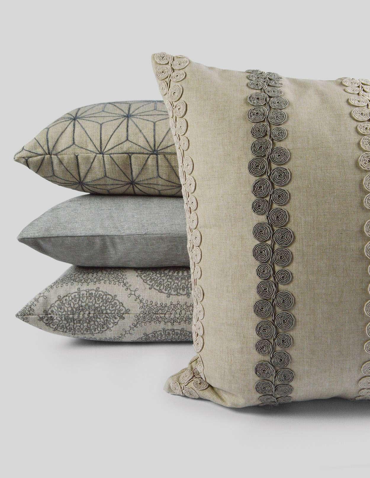 Davenport Pillow - Image 4
