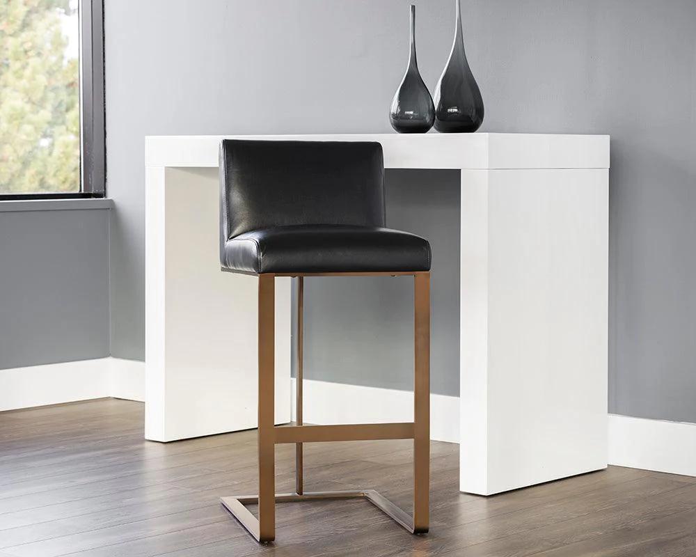 Dean Barstool - Image 2