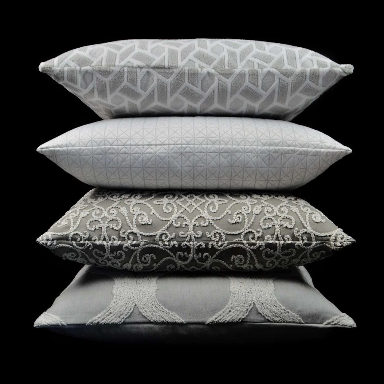 Diamante Pillow - Image 3