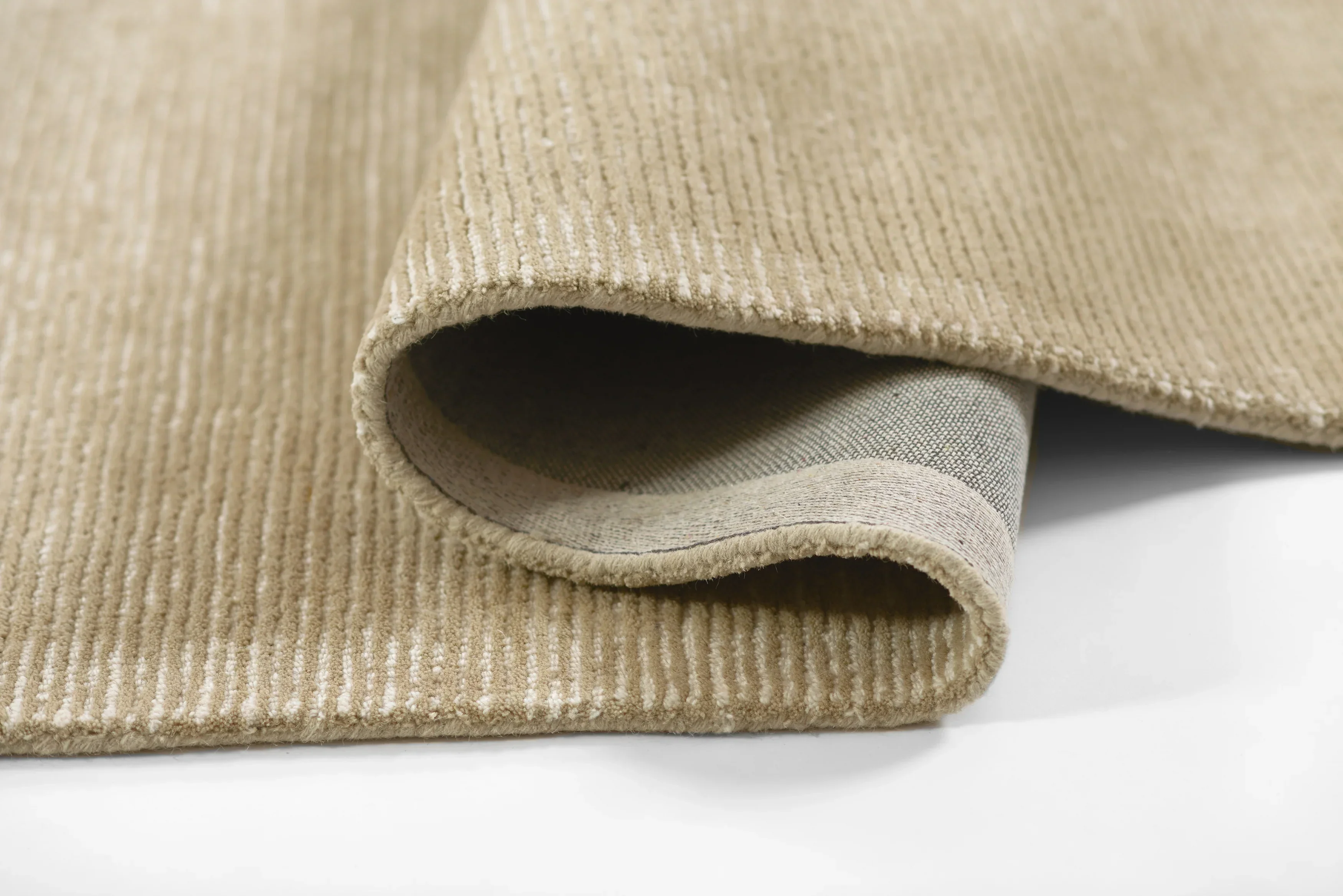 Everett 8 Rug - Image 16