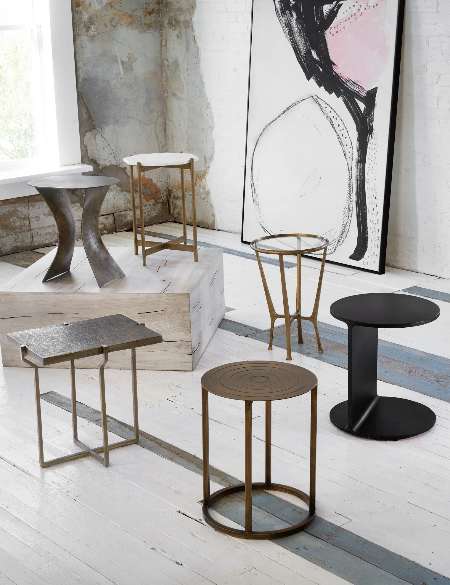 Griffon Side Table - Image 2