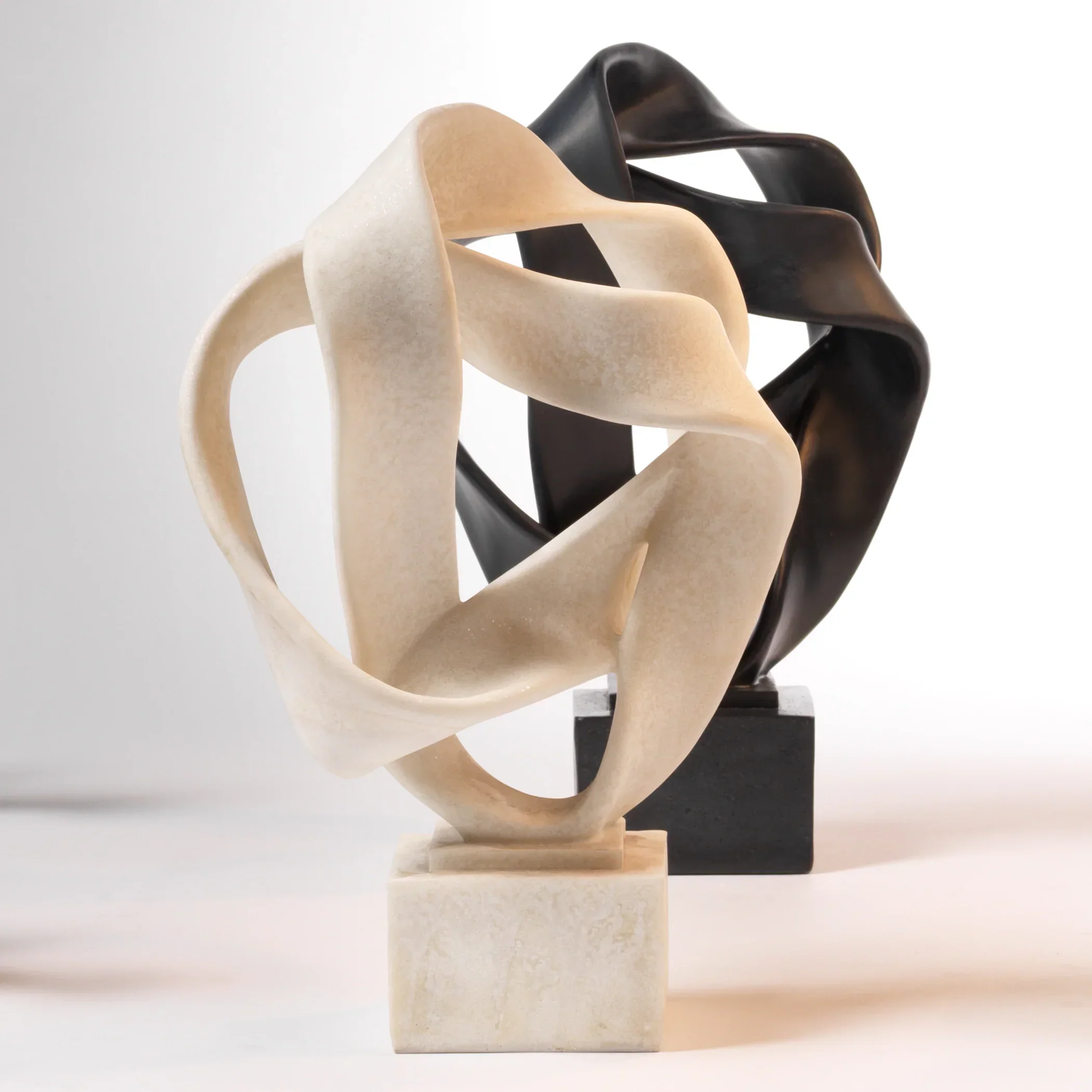 Intertwined Object on Stand - Image 2