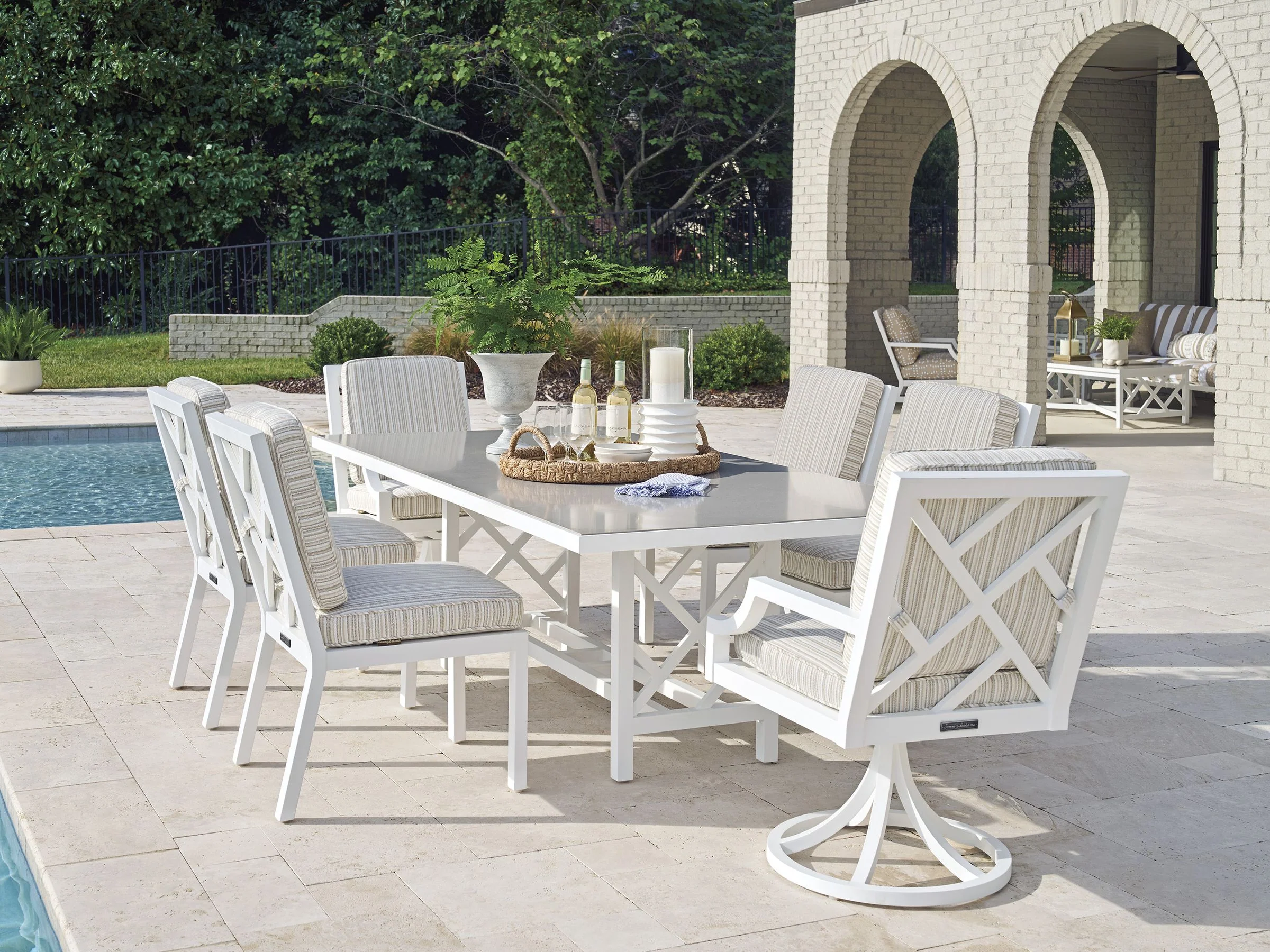Island Classic Rectangular  Dining Table - Image 2
