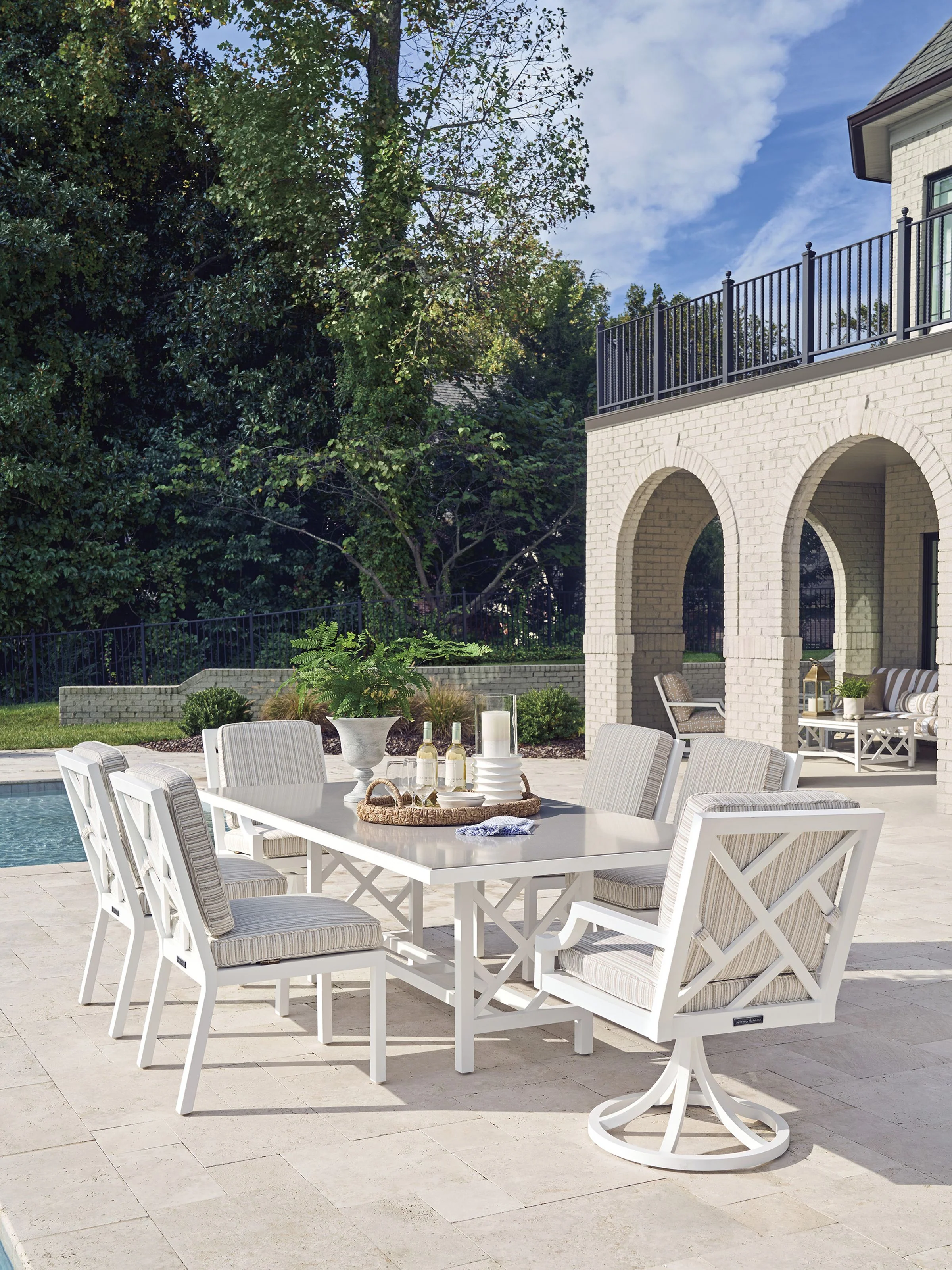 Island Classic Rectangular  Dining Table - Image 6