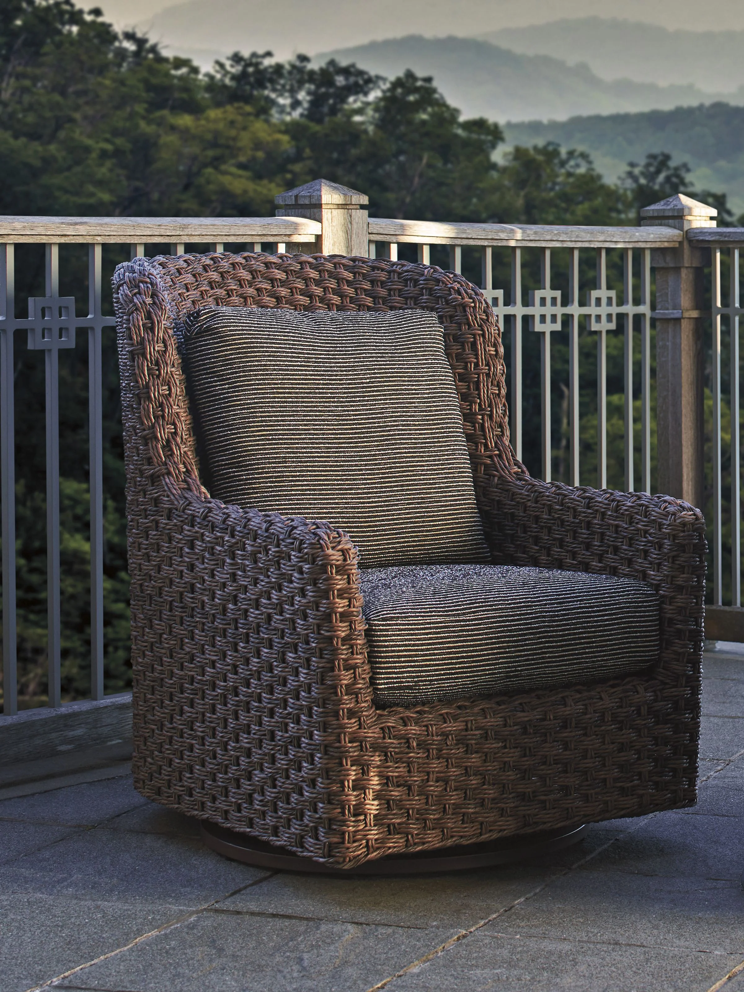 Kilimanjaro Swivel Glider Chair - Image 3
