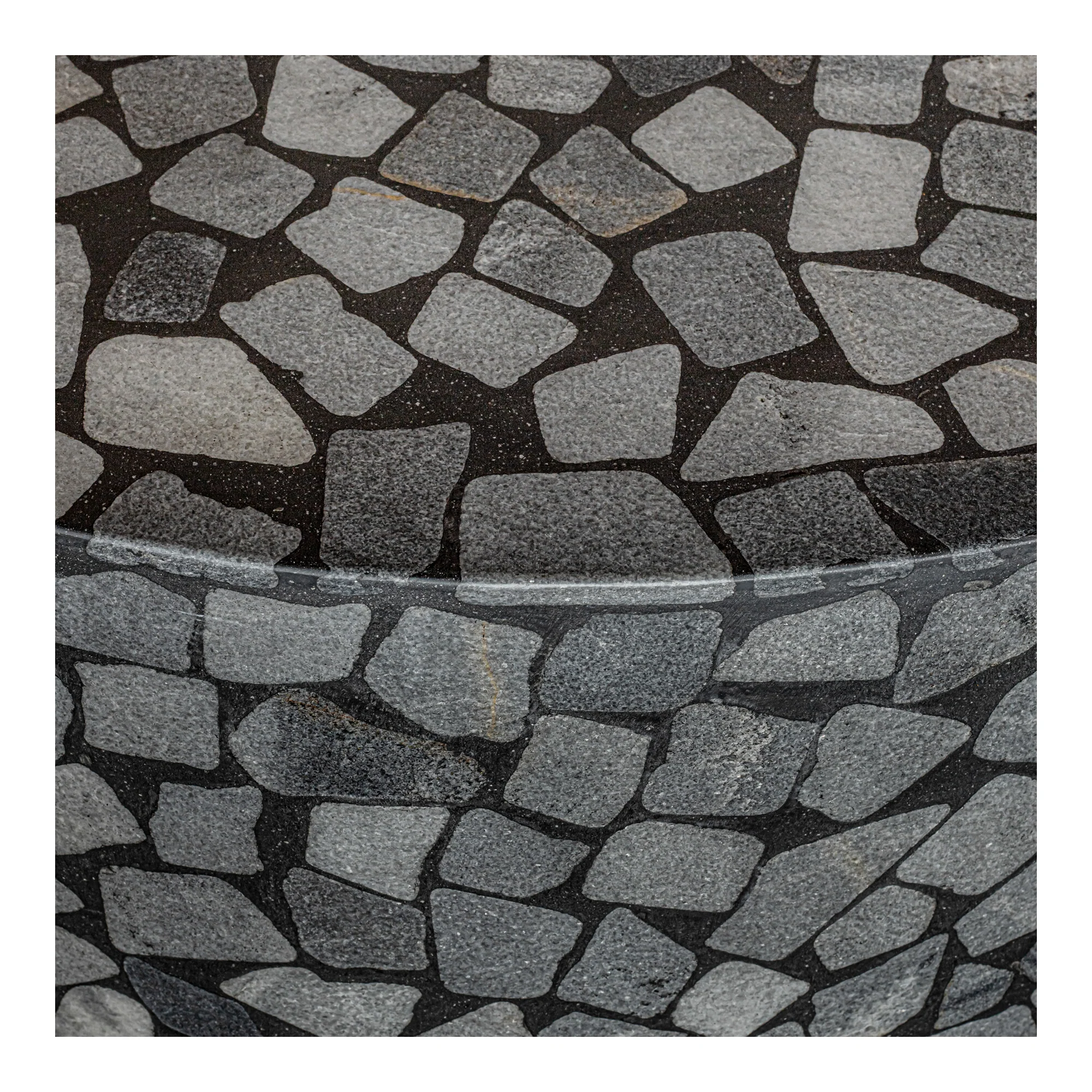 Kiri Outdoor Coffee Table Black - Image 6