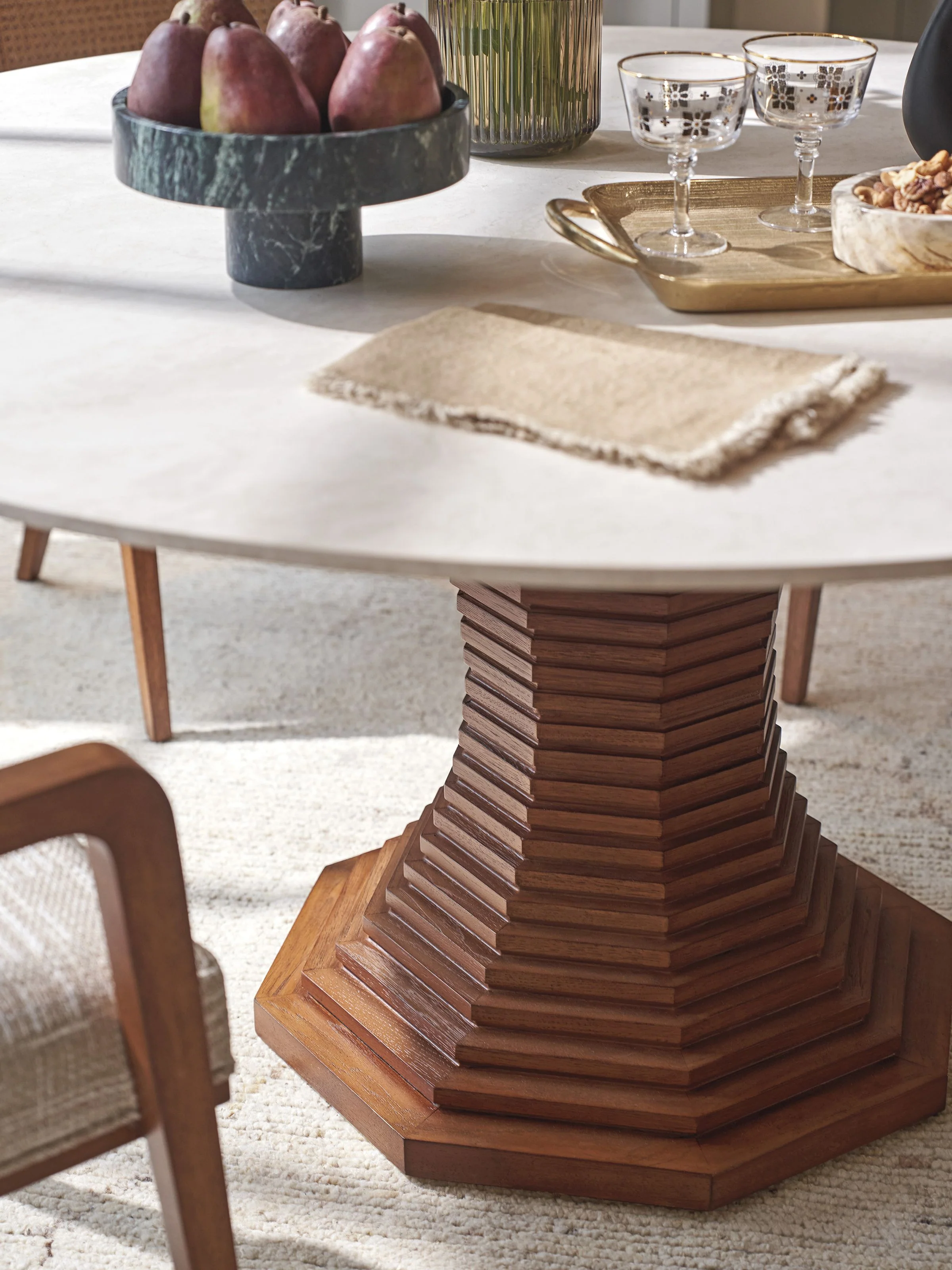 La Costa Cabrillo Round Dining Table - Image 4