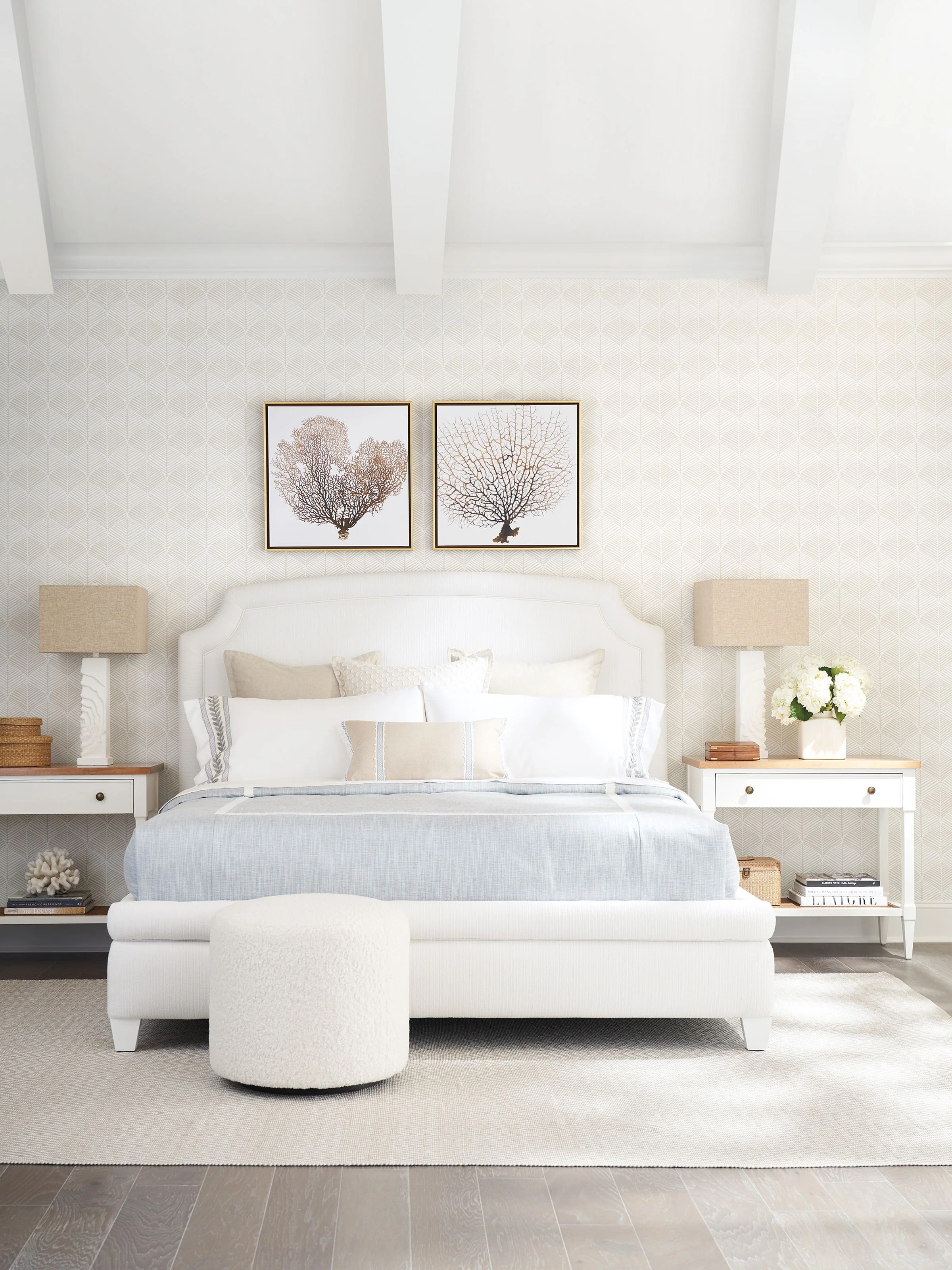 Laguna Avalon Upholstered Bed King - Image 3