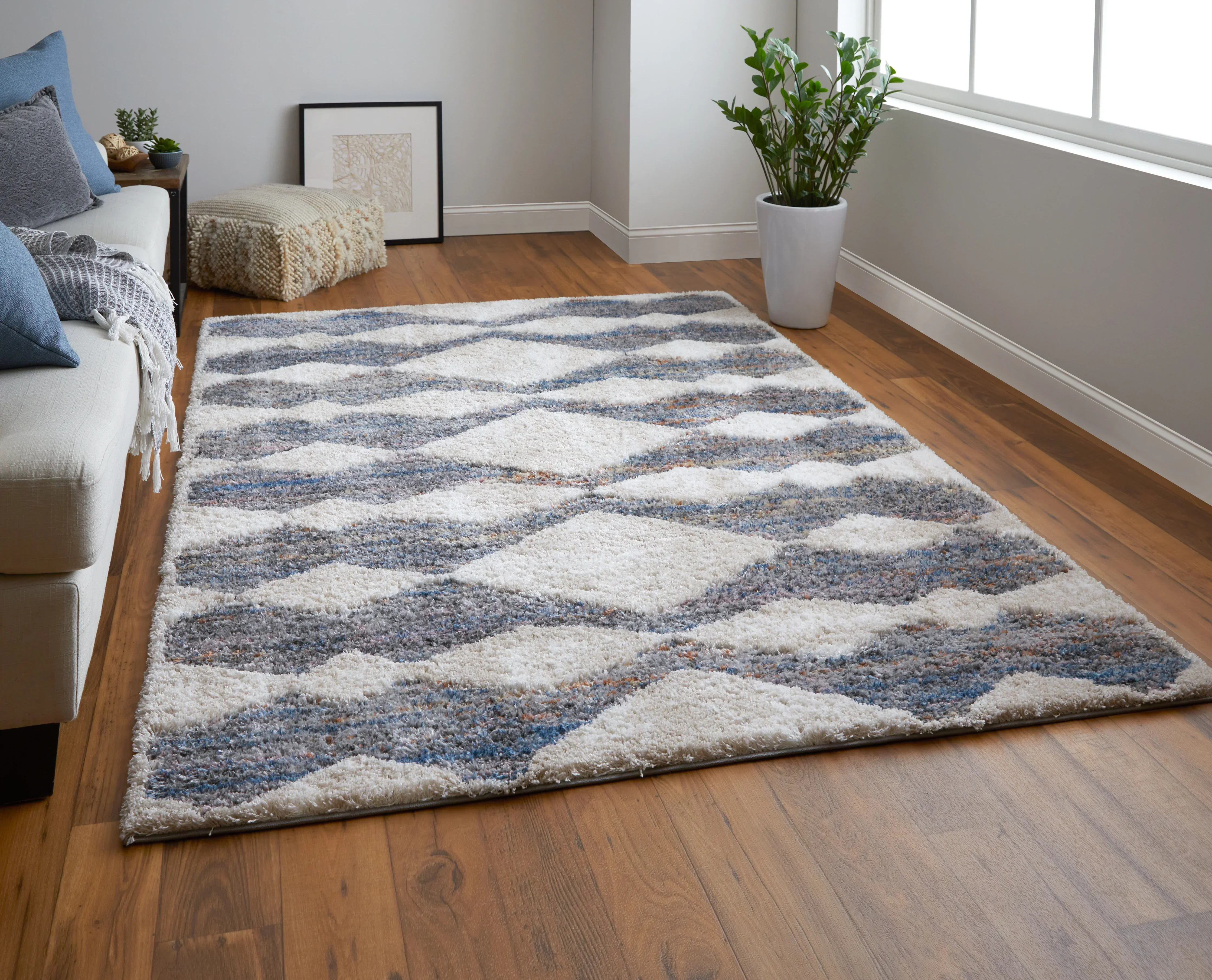 Mynka Transitional Diamond - Image 12
