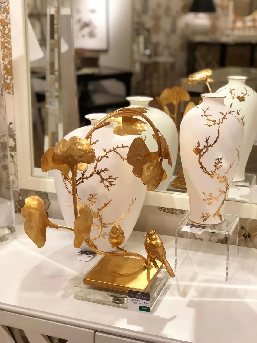 Nanshan Vase - Image 3