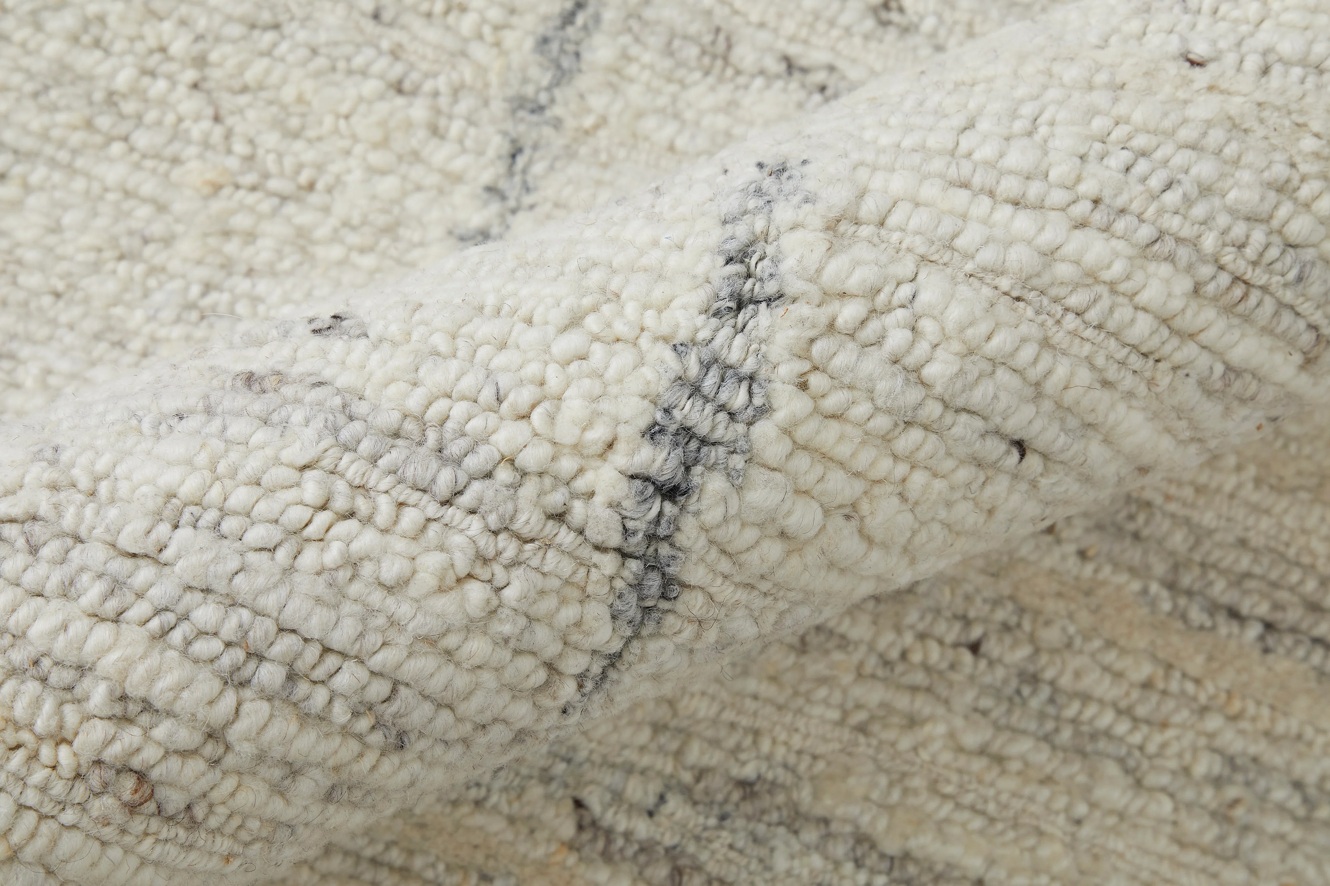 Navaro Modern Distressed - Image 5