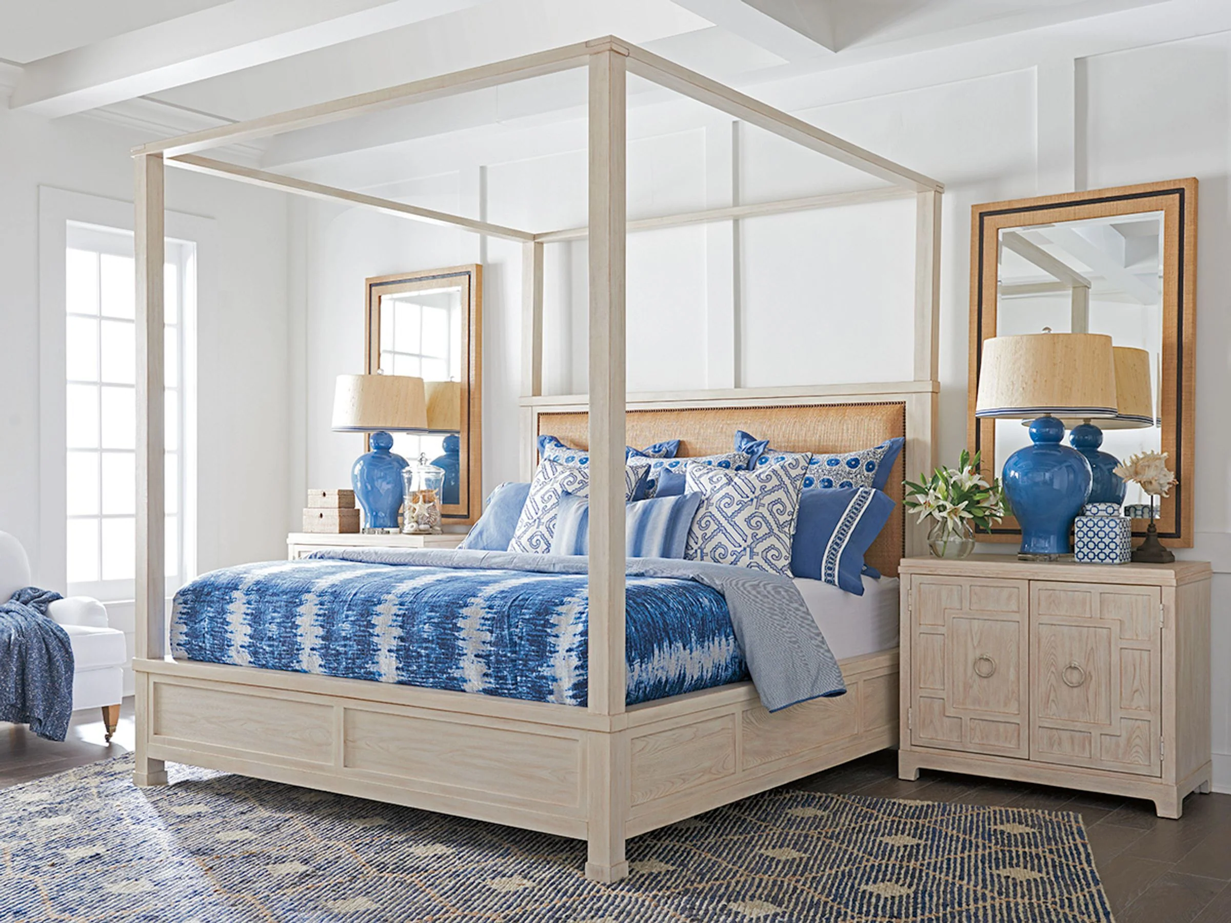 Newport Shorecliff Canopy Bed California King - Image 6