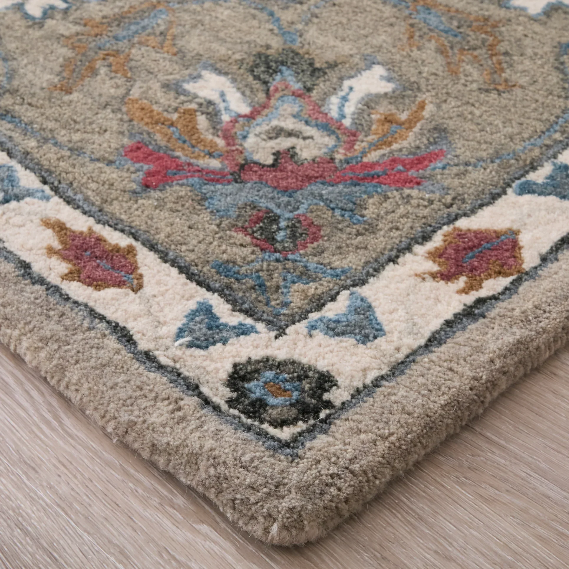 Rylan Transitional Oriental - Image 3
