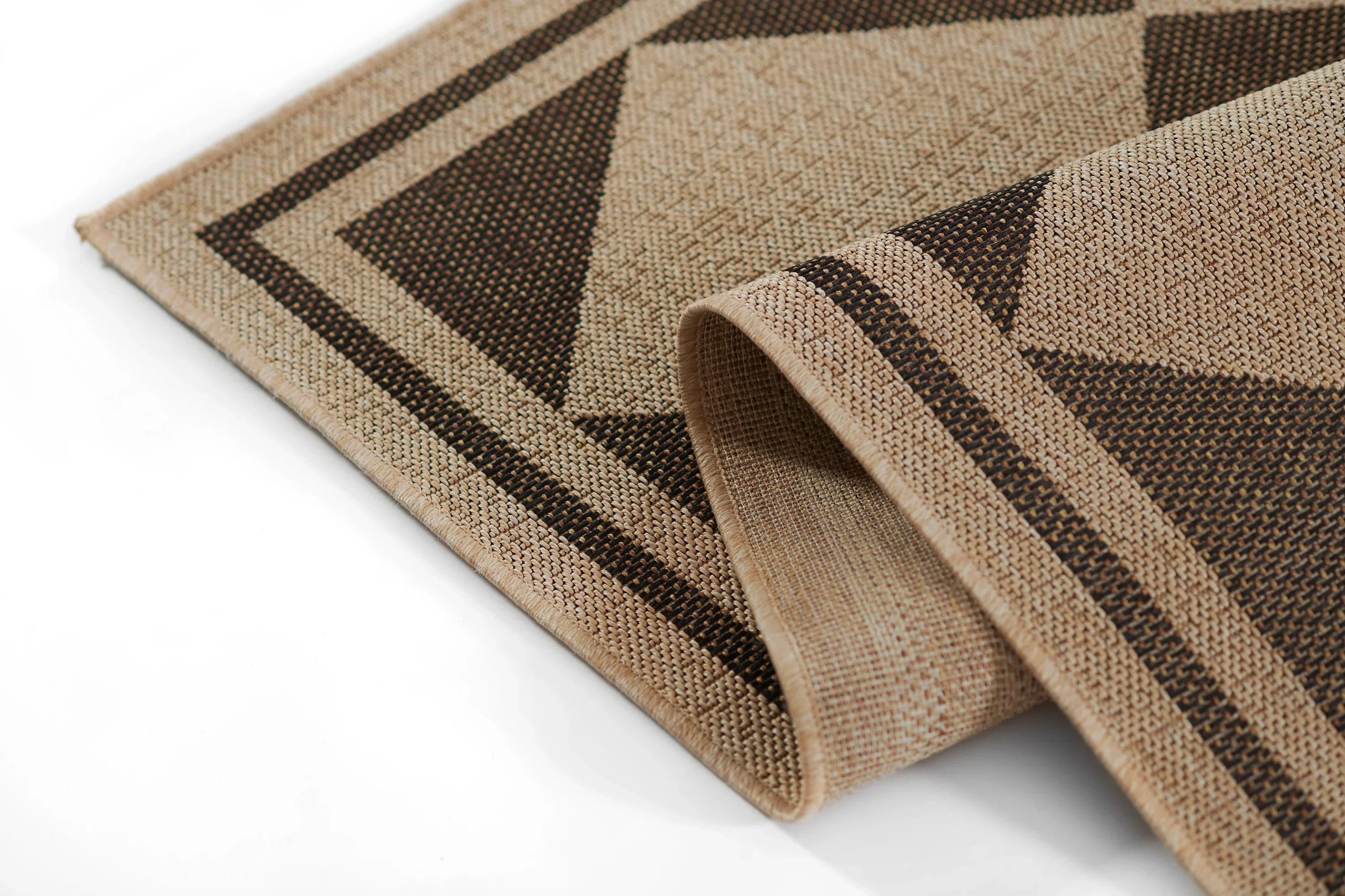 Saybrook Diamond Rug - Image 11
