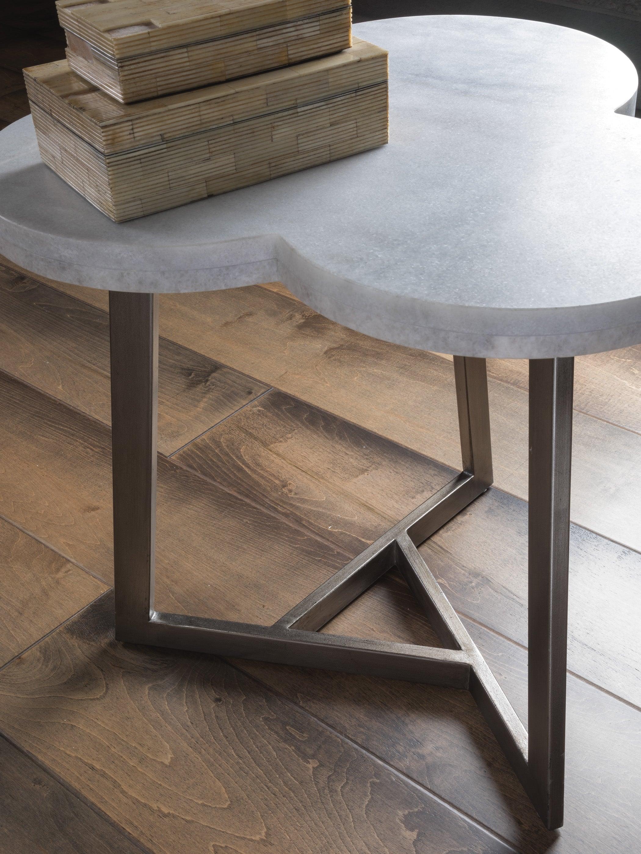 Signature Designs Aristo Clover End Table - Image 3