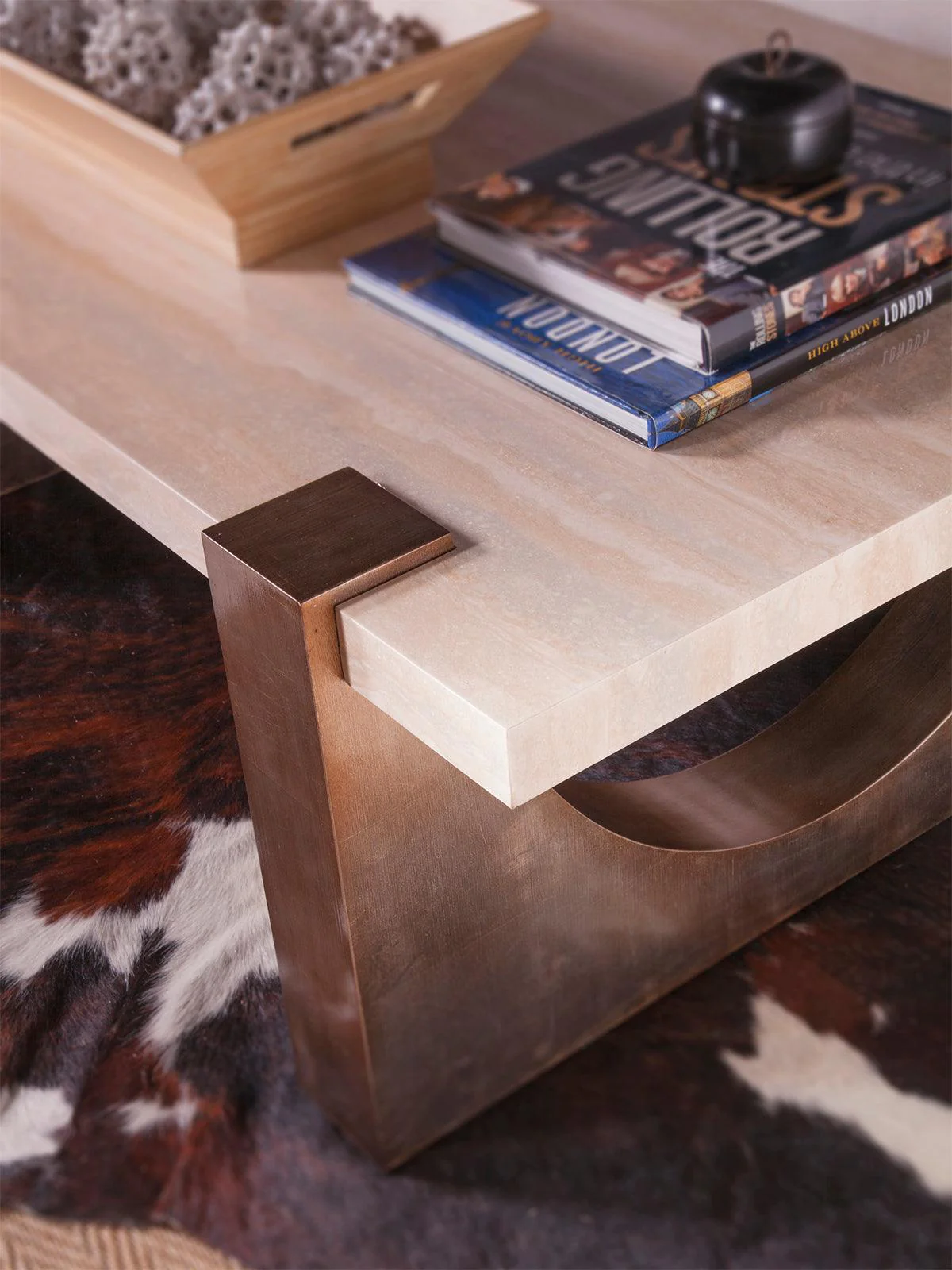 Signature Designs Impresario Rectangular Cocktail Table - Image 3