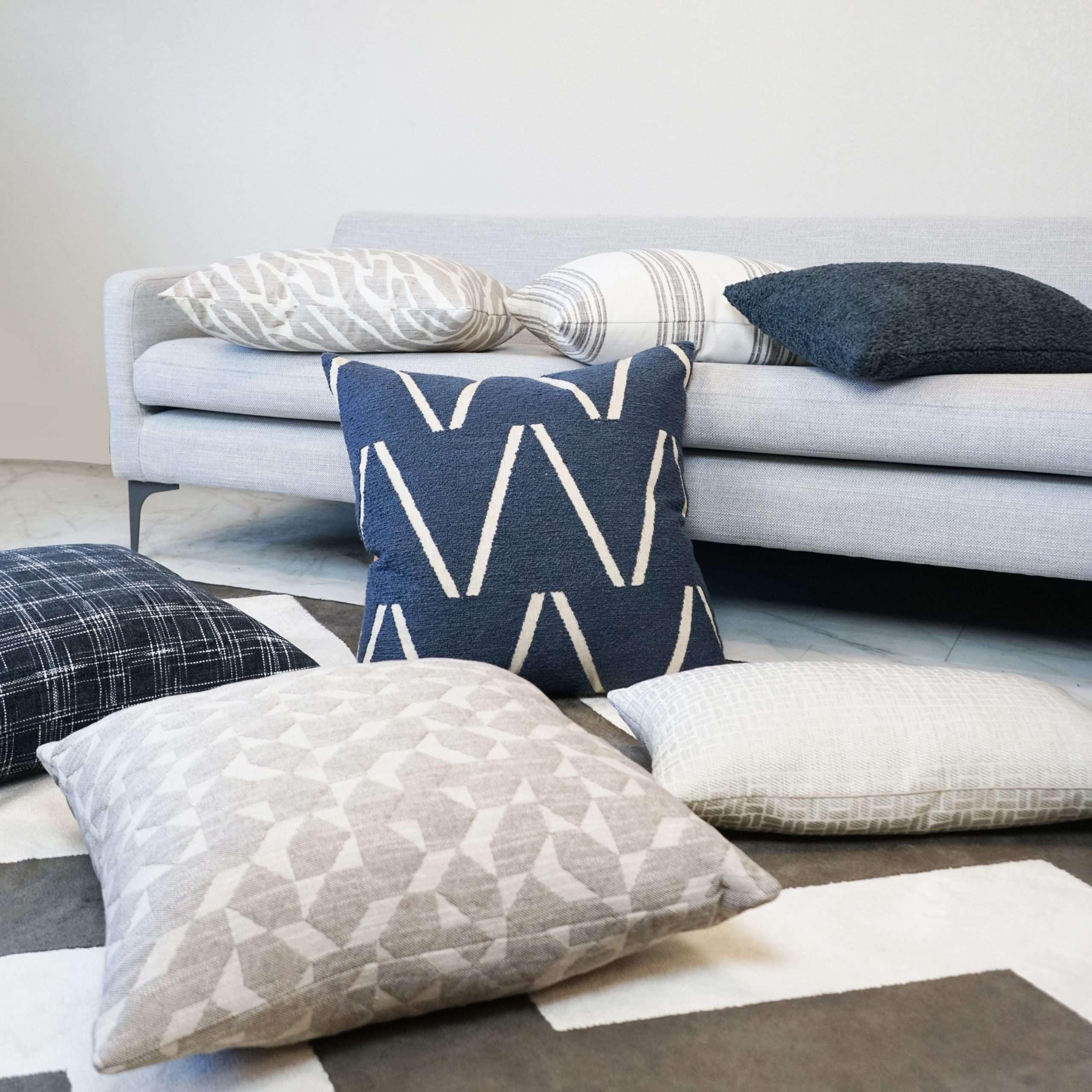 South Hampton Pillow - Image 4