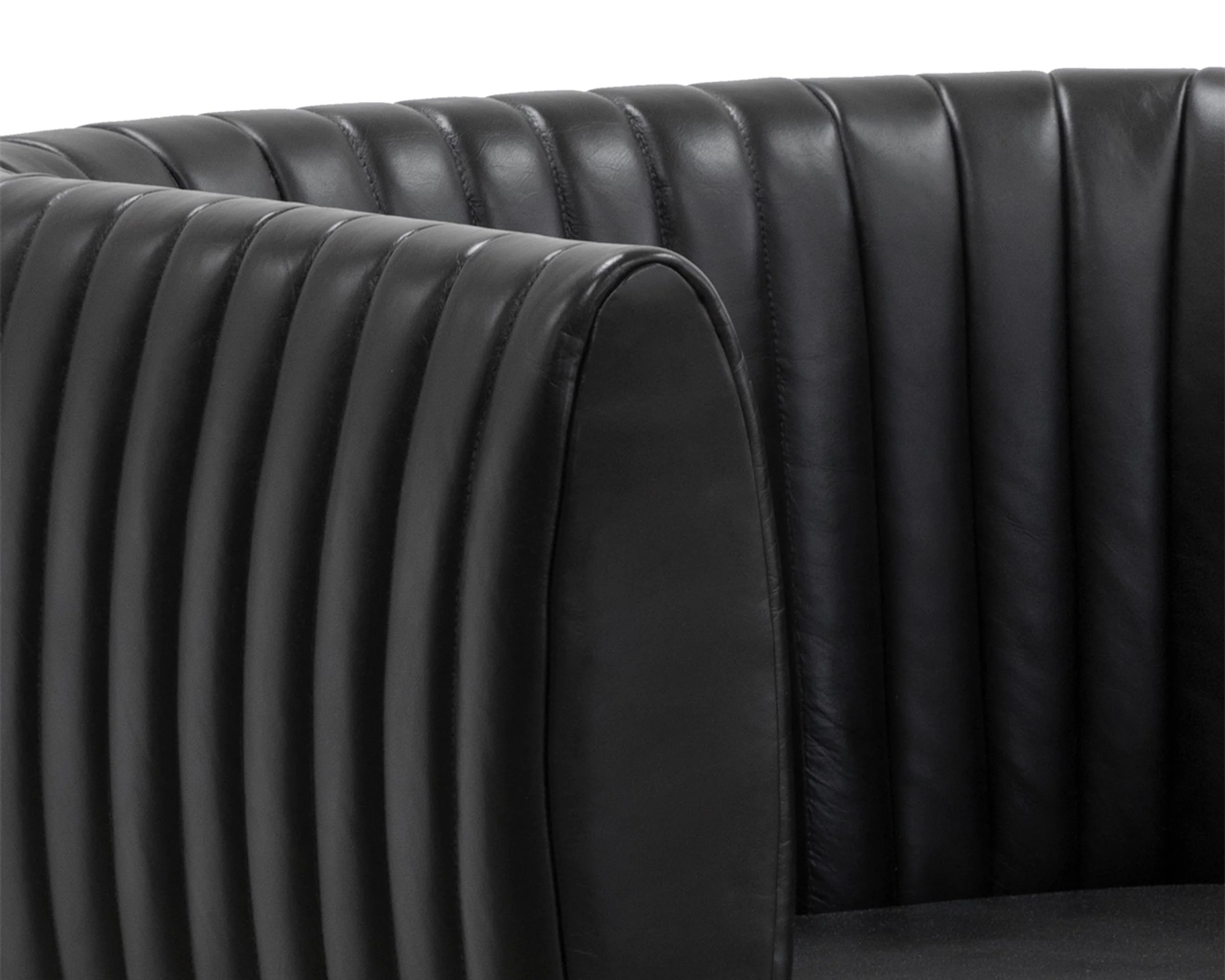 Tryor Lounge Chair - Image 12