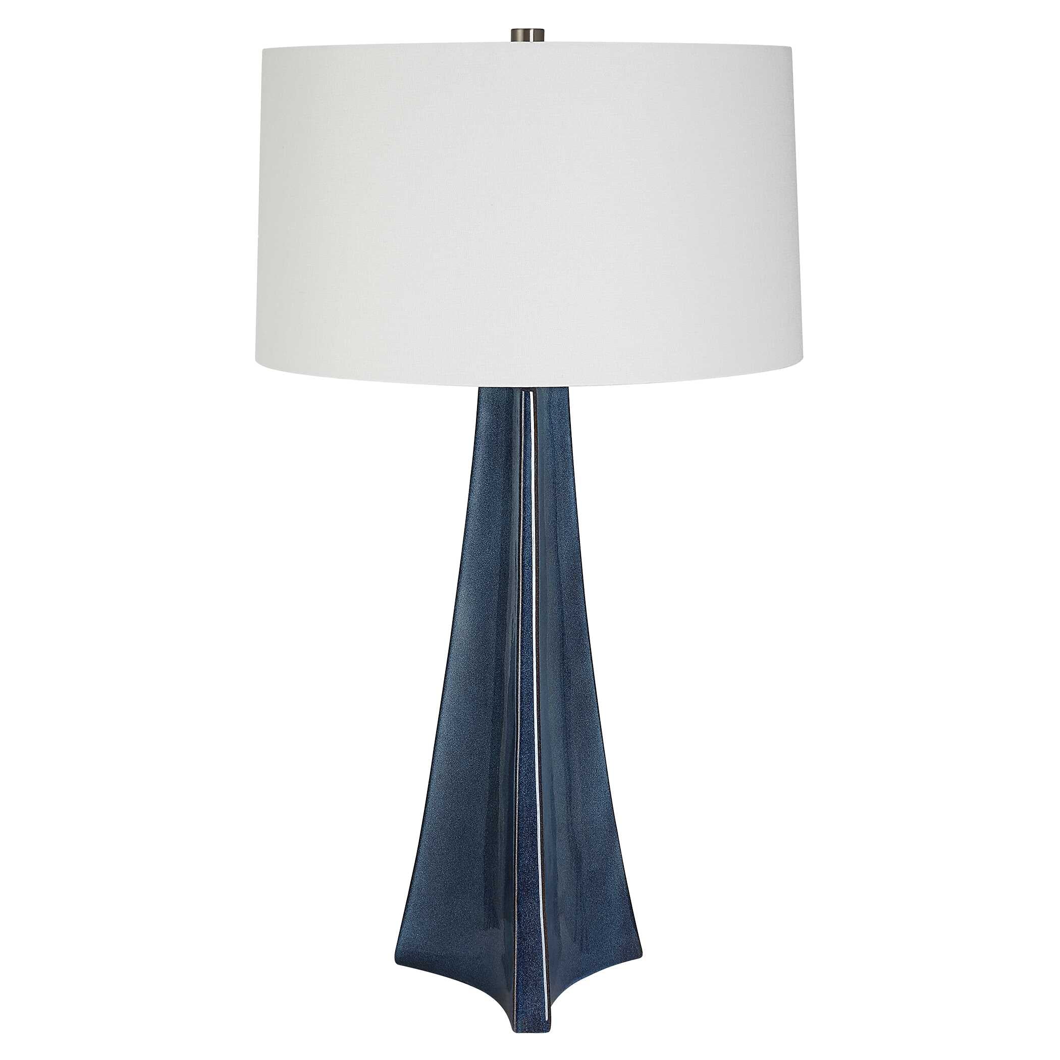 Teramo Scalloped Ceramic Table Lamp - Image 4