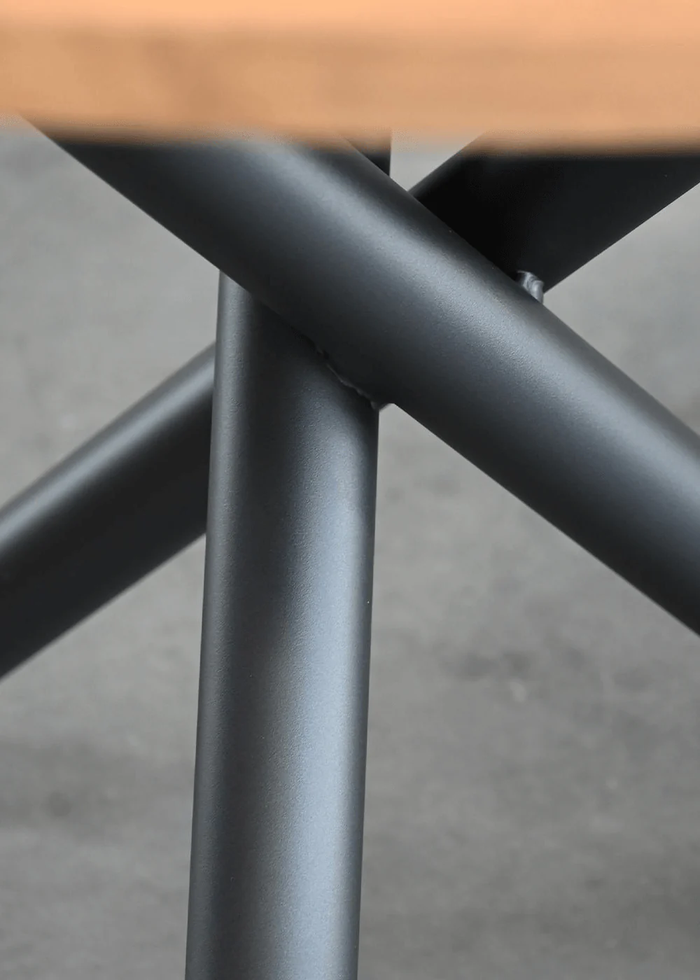 TORCH Dining Table Round - Image 2